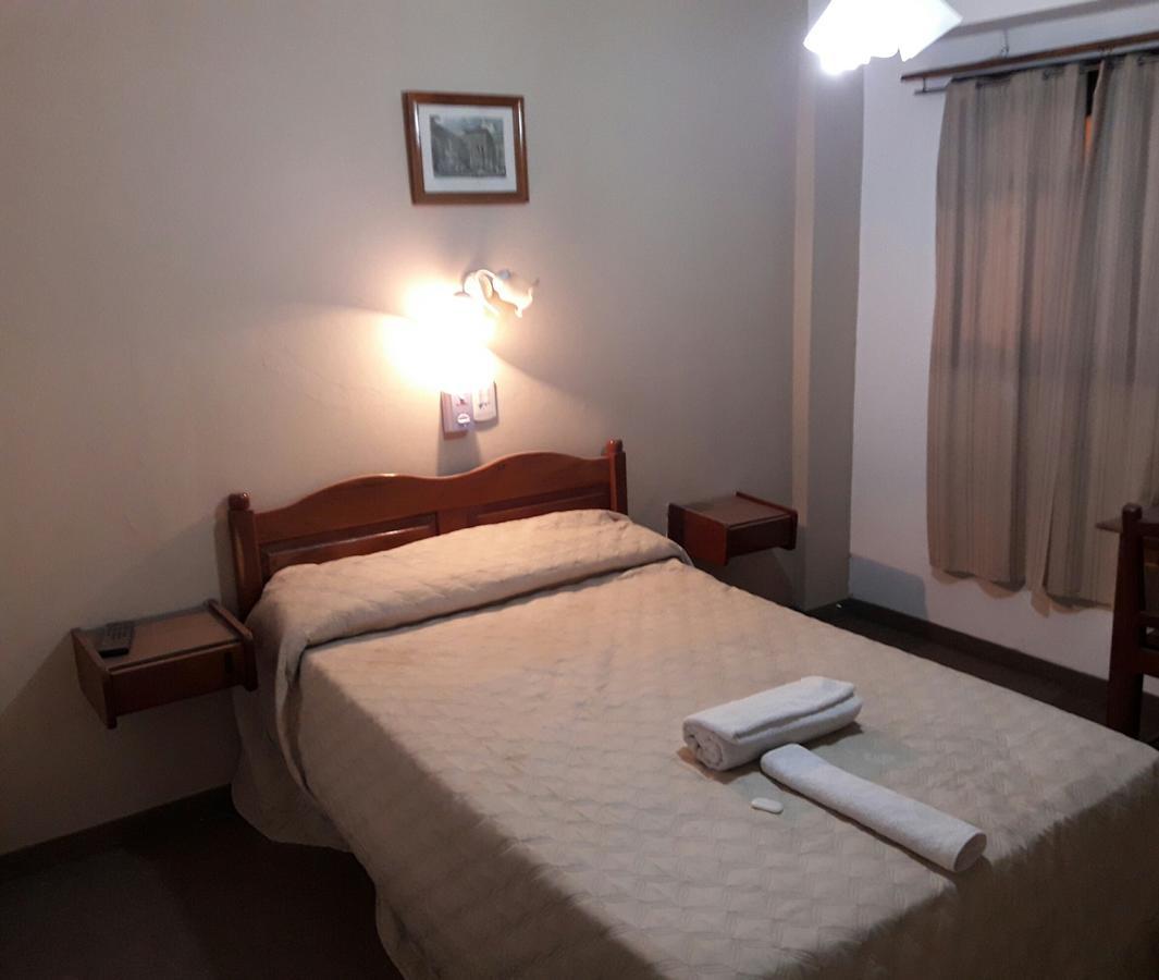 Hotel Daives 테르마스 데 리오 혼도 외부 사진