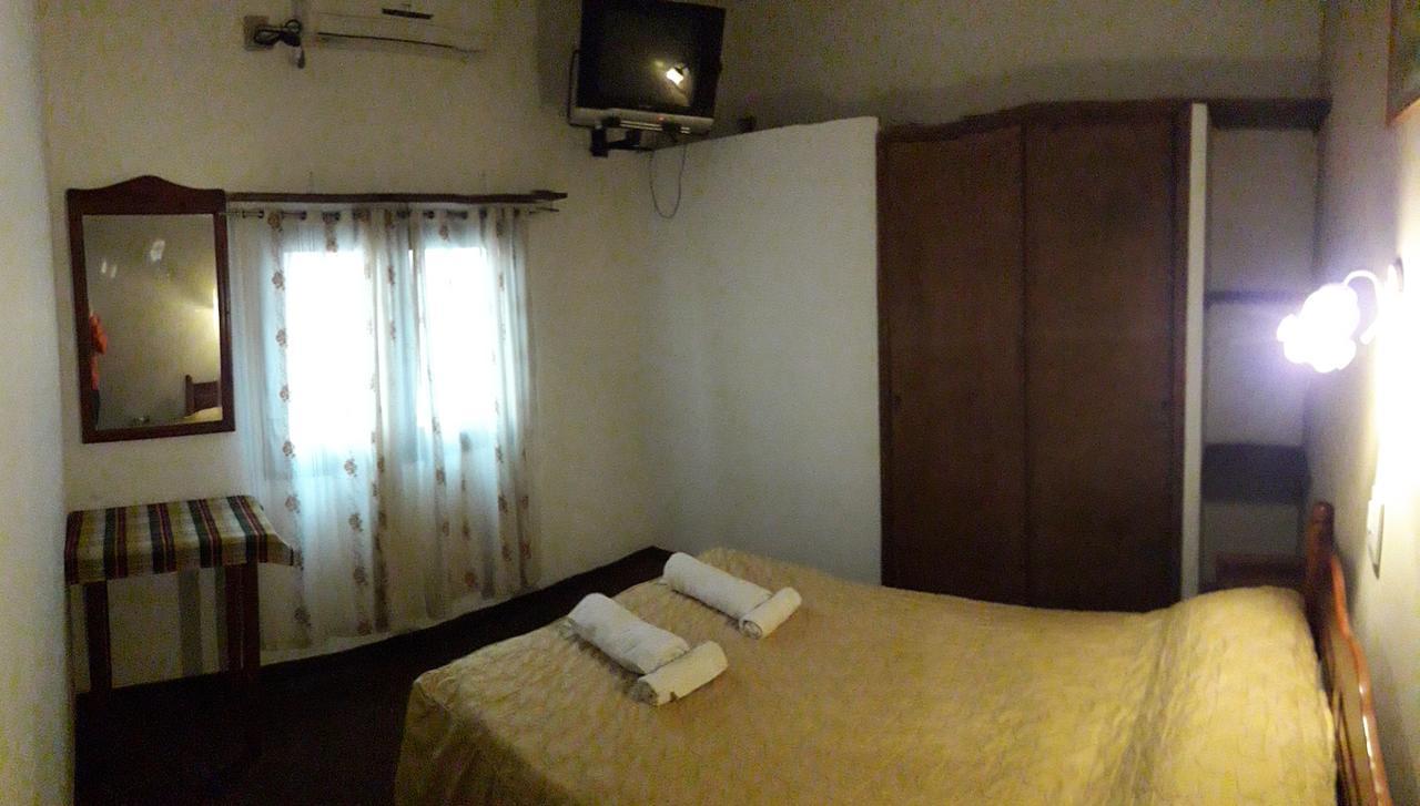 Hotel Daives 테르마스 데 리오 혼도 외부 사진